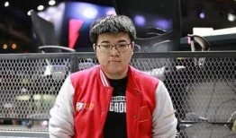 韦神最新爆料亚服,亚服新动态，神秘爆料引玩家热议